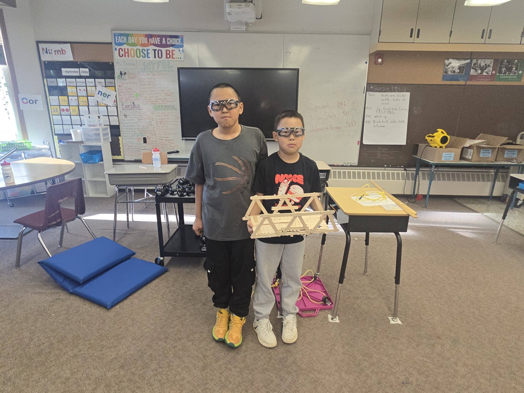 Our fifth graders put on their engineering hats and built bridges! (5/5)